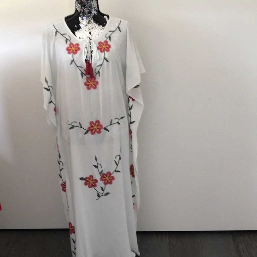 Beautiful White Flowered Long Fress
